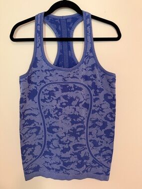 Lululemon Seamless Racerback Workout Tank - Blue Crackle Print